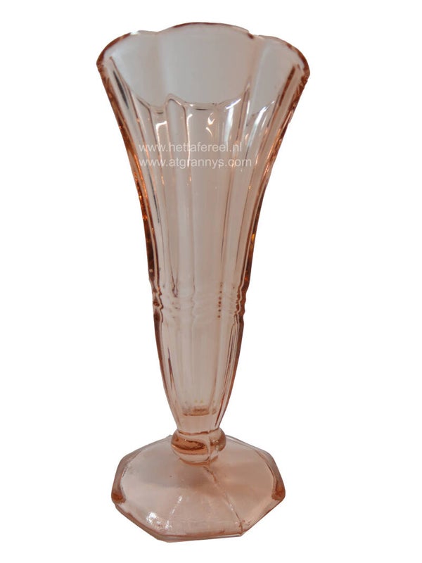 Vaasje van persglas