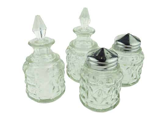 Menagesetje van persglas