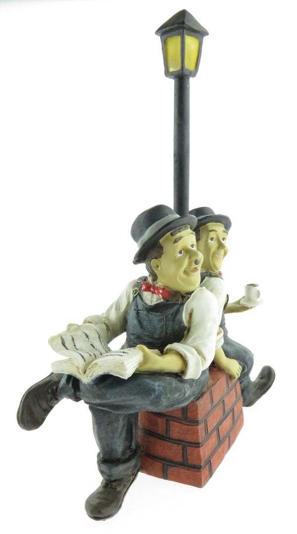 Figuur Laurel & Hardy bij lantarenpaal