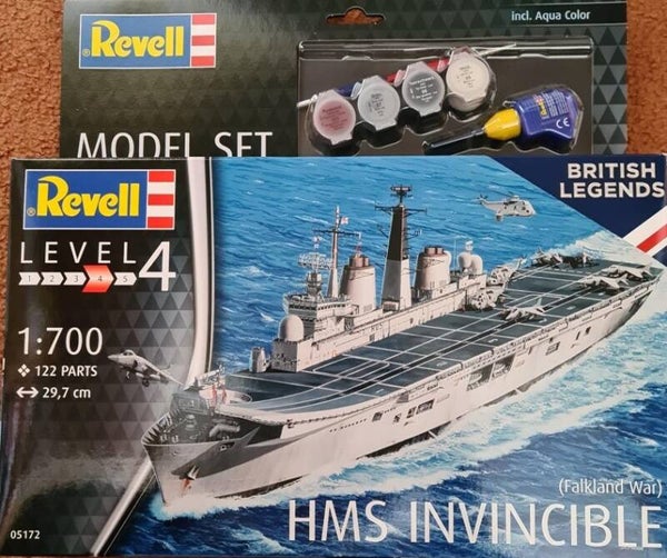 REVELL 1:700 HMS Invincible,Britse Vliegdekschip