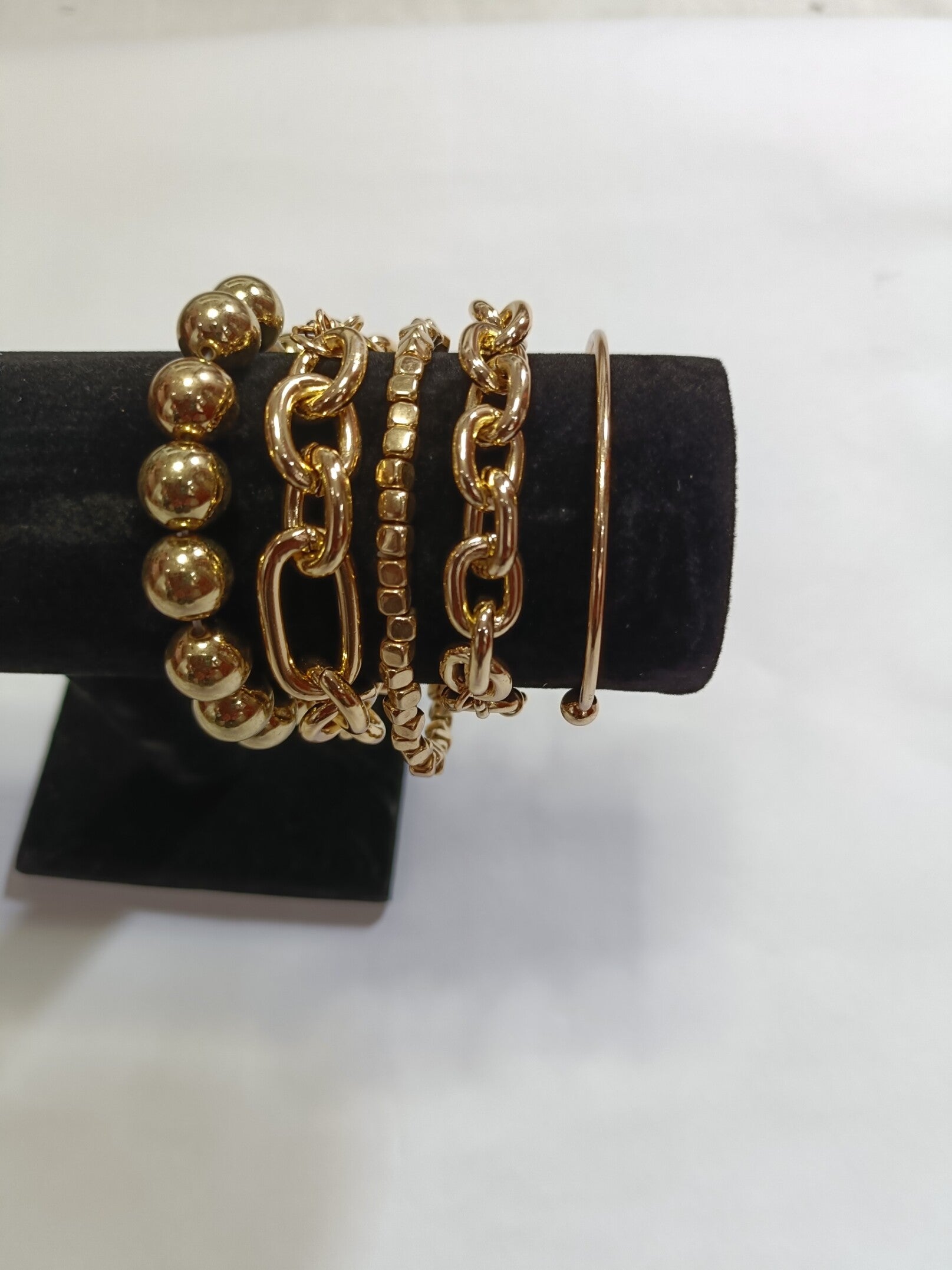 ✨ Goudkleurige Armbanden Set ✨
