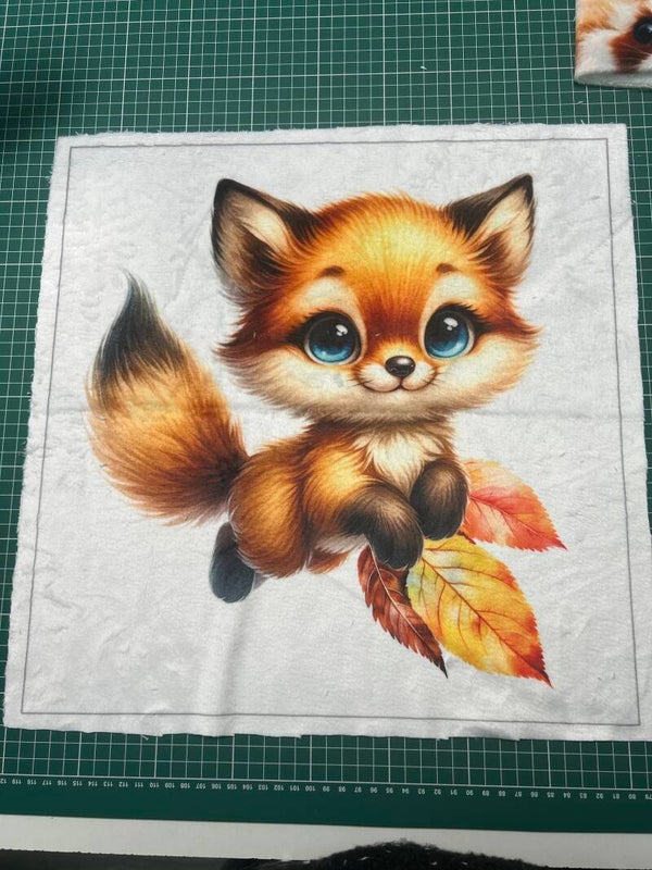 Coussin minky lisse Maple Fox modèle 1