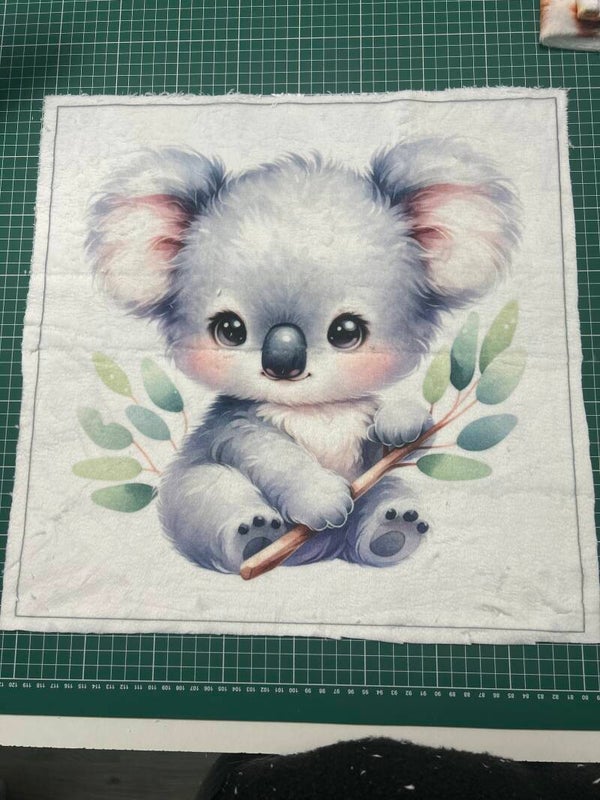 Coussin minky lisse Koda modèle 1