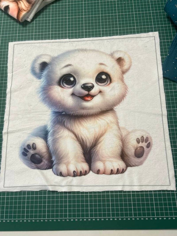 Coussin minky lisse snow modèle 1