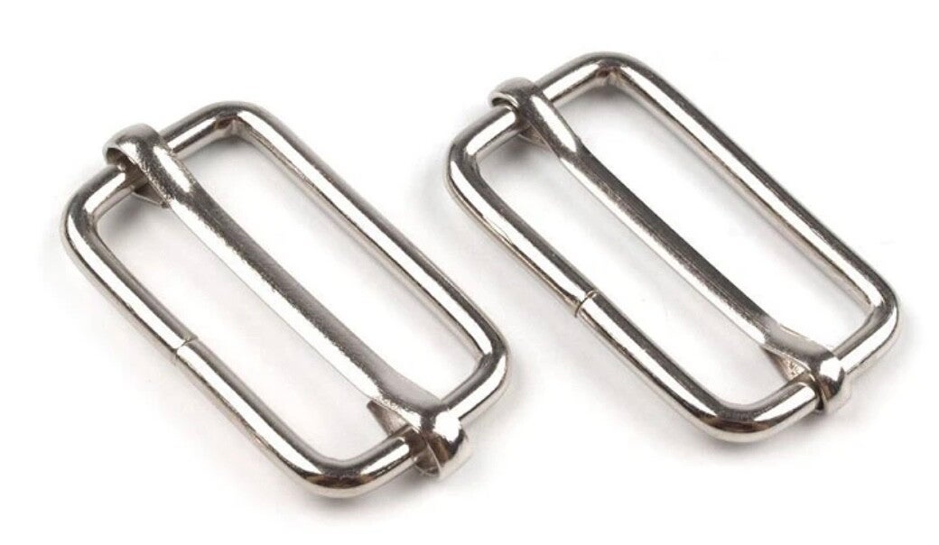 Boucle coulissante réglable pour sangle