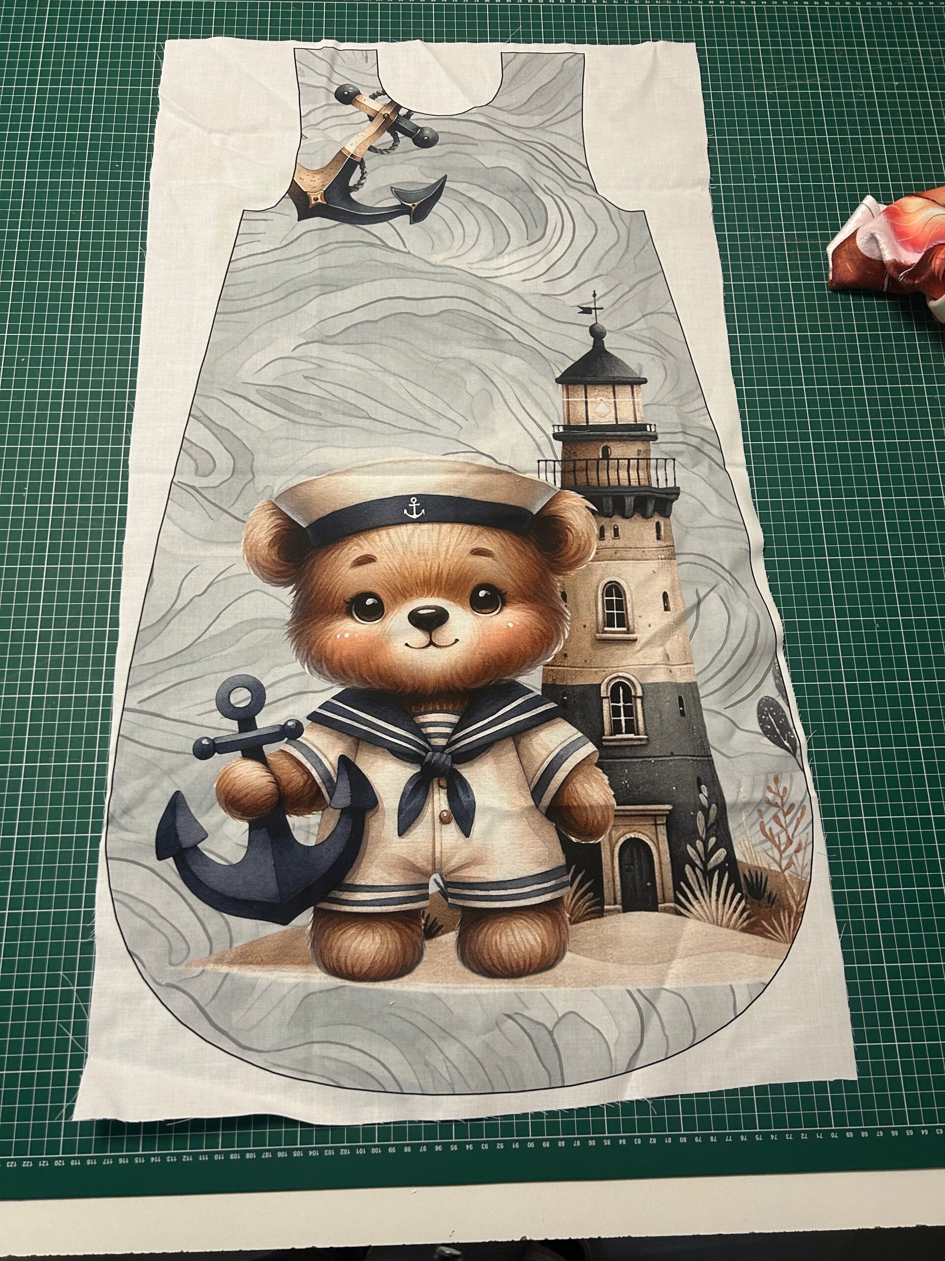 Devant panneau gigoteuse 6-18 mois Lewis