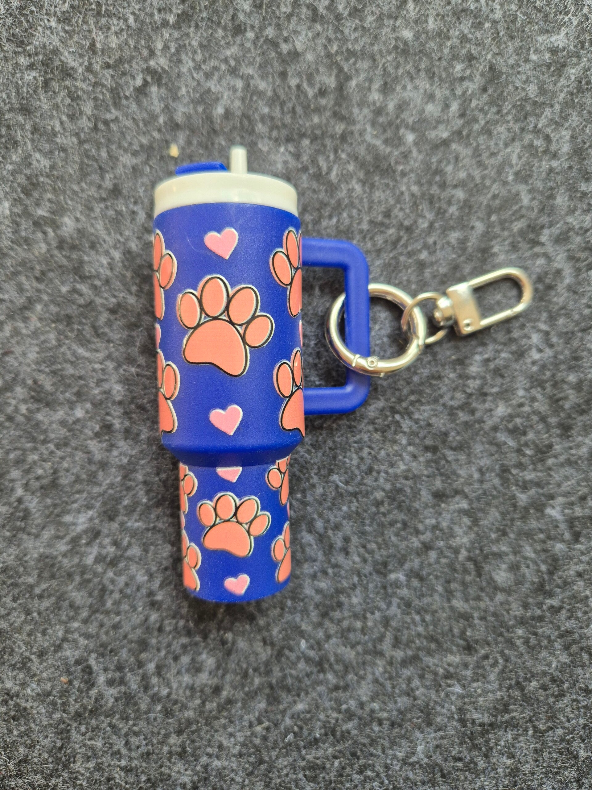 Mini Tumbler Schlüsselanhänger Pfoten