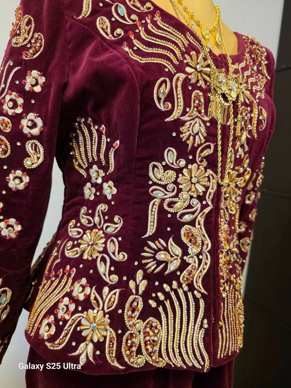 Karakou jupe grenat