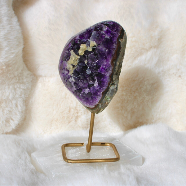 Amethist op pin