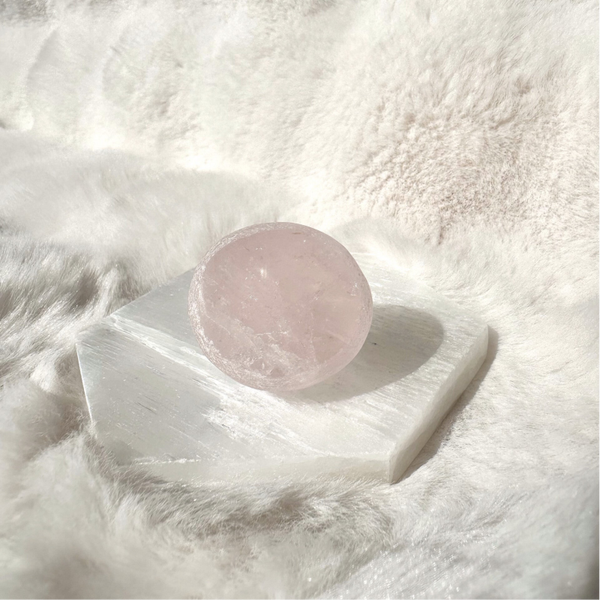 Rozenkwarts Emu egg