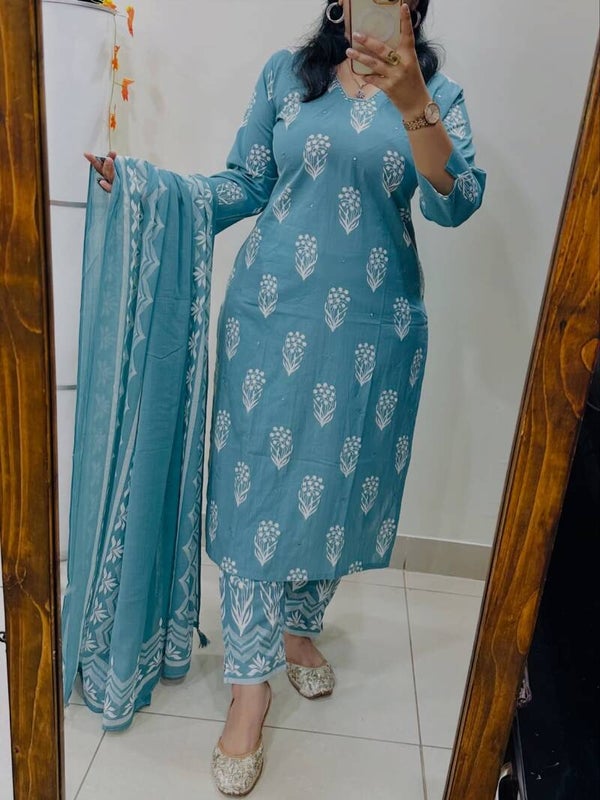 Blue Clour 3 pcs Kurthi