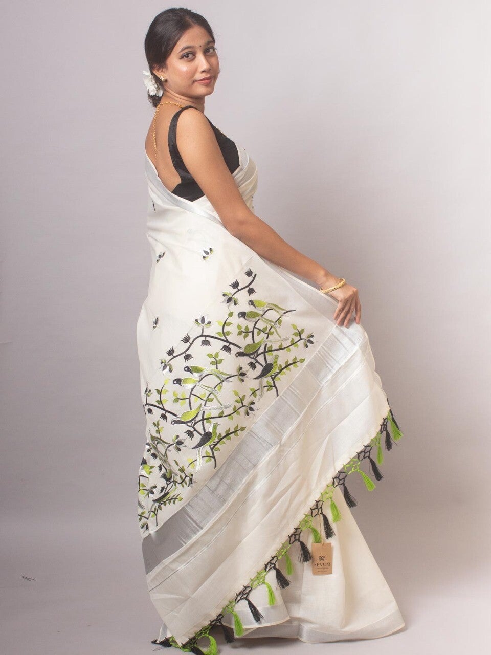 GROUP  SAREE CREAM WITH EMBROIDERY