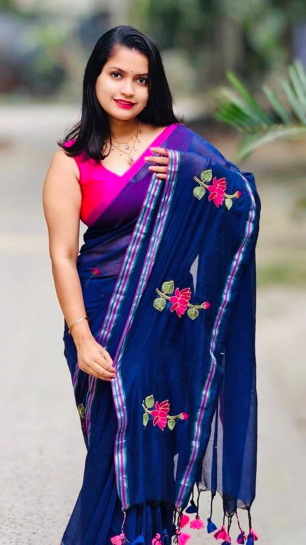 Mul cotton Saree Lotos Embroidery