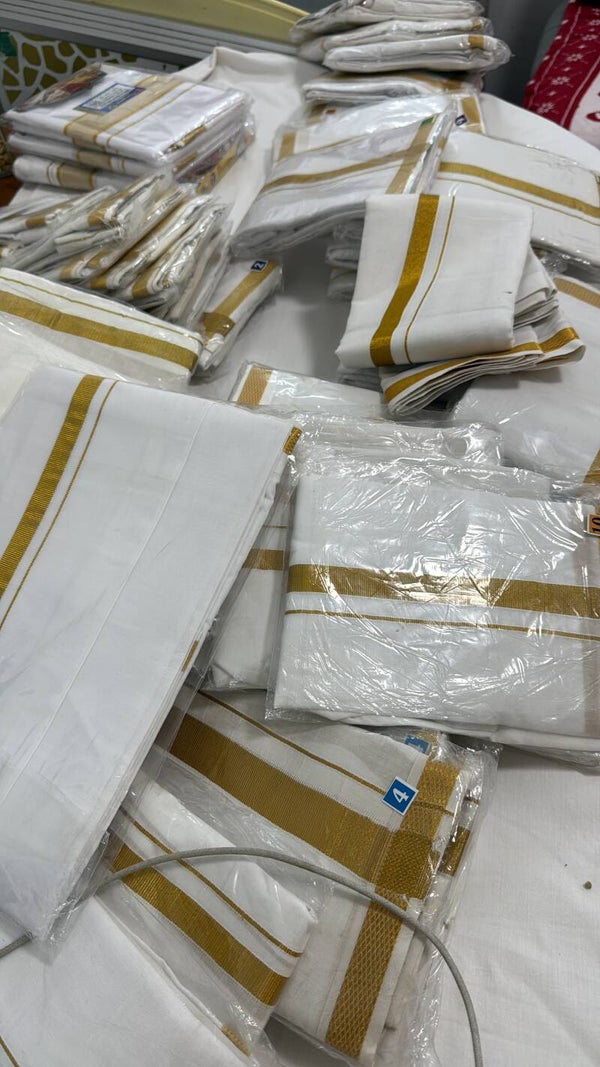 White Color  velcro pocket Dothy
