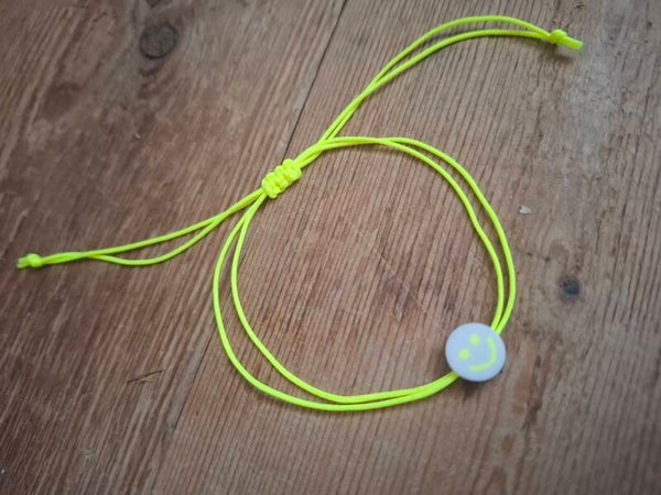 FILIGRANES Armband Smiley NEONGELB