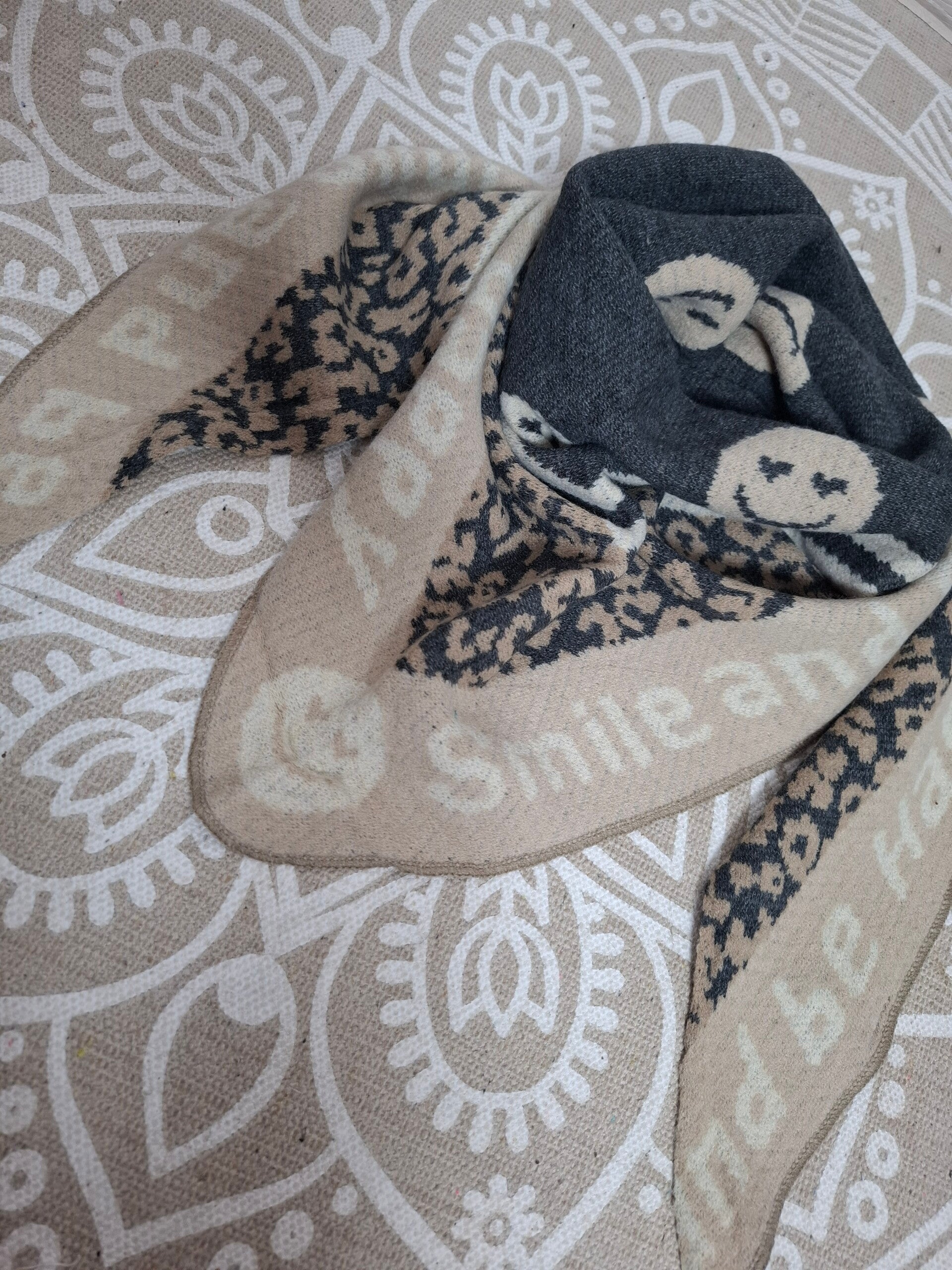 WOLLSCHAL Smiley BEIGE/ANTHRAZIT