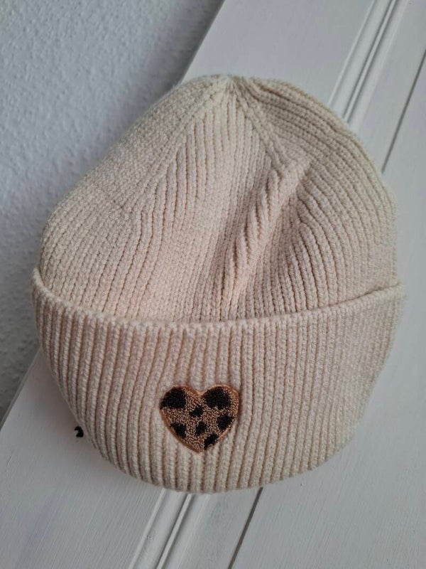 STRICKMÜTZE creme LEO HERZ