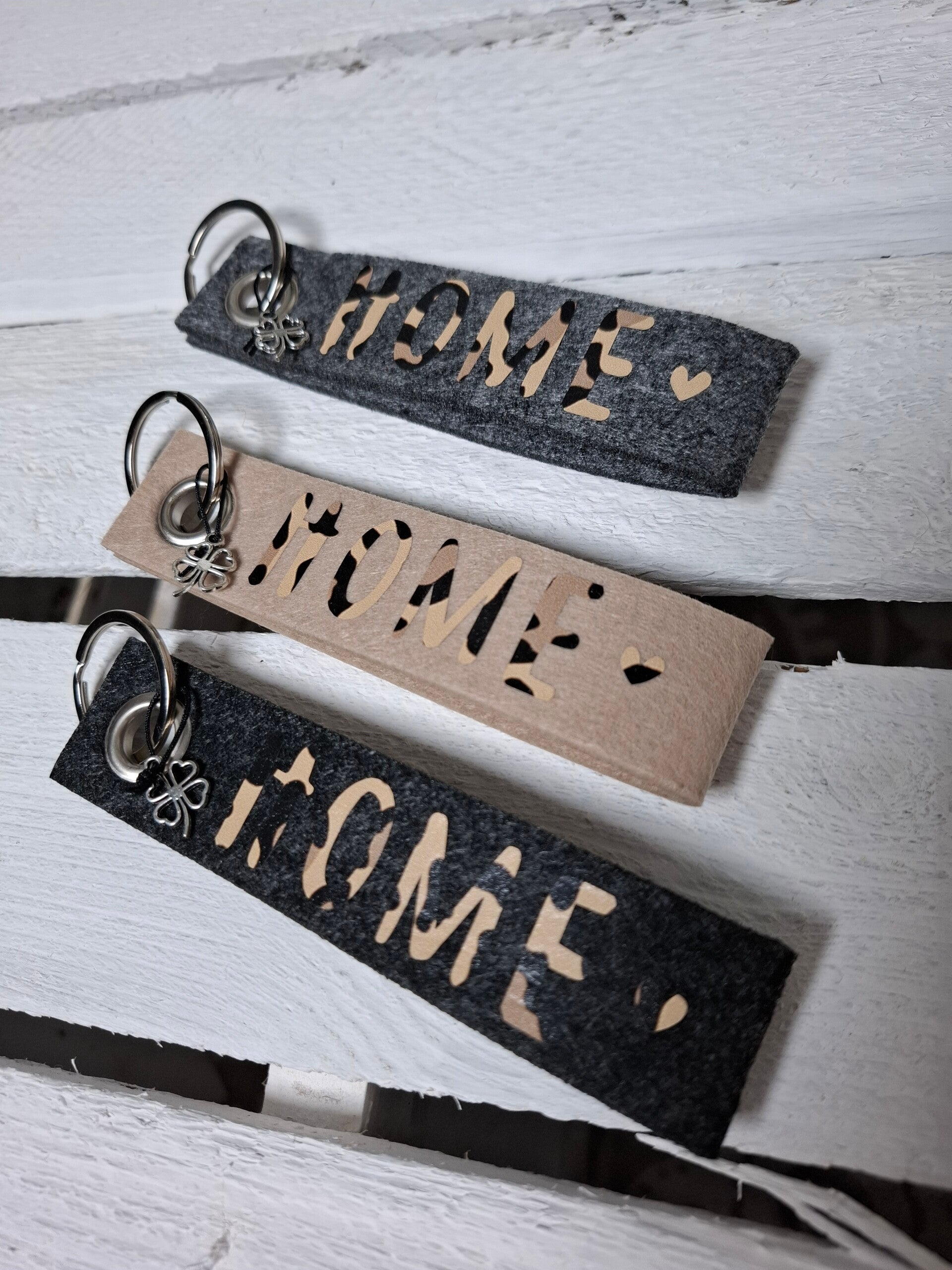 SCHLÜSSELANHÄNGER Filz LEO HOME