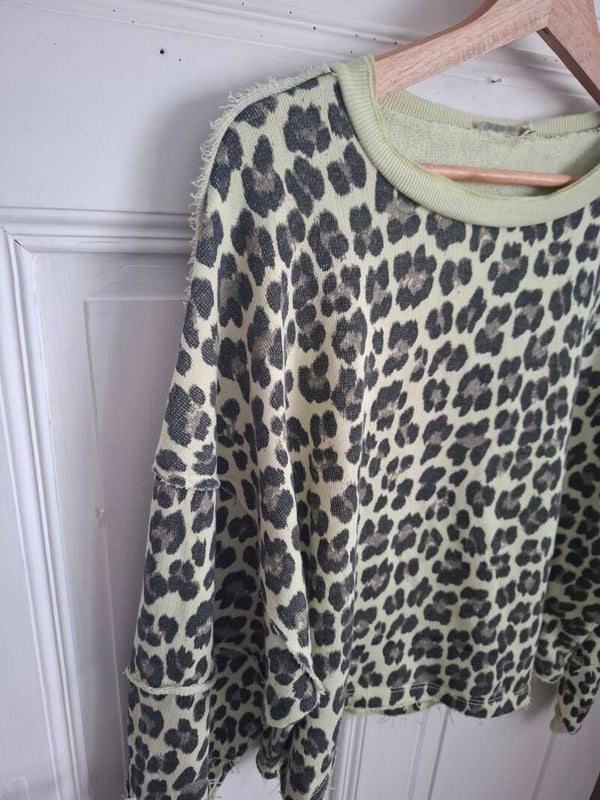 OVERSIZE Sweater LEO hellgelb