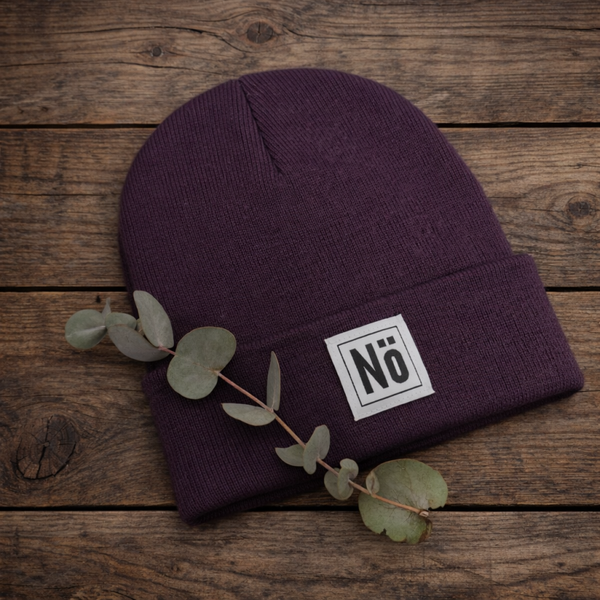 STRICKBEANIE Nö AUBERGINE