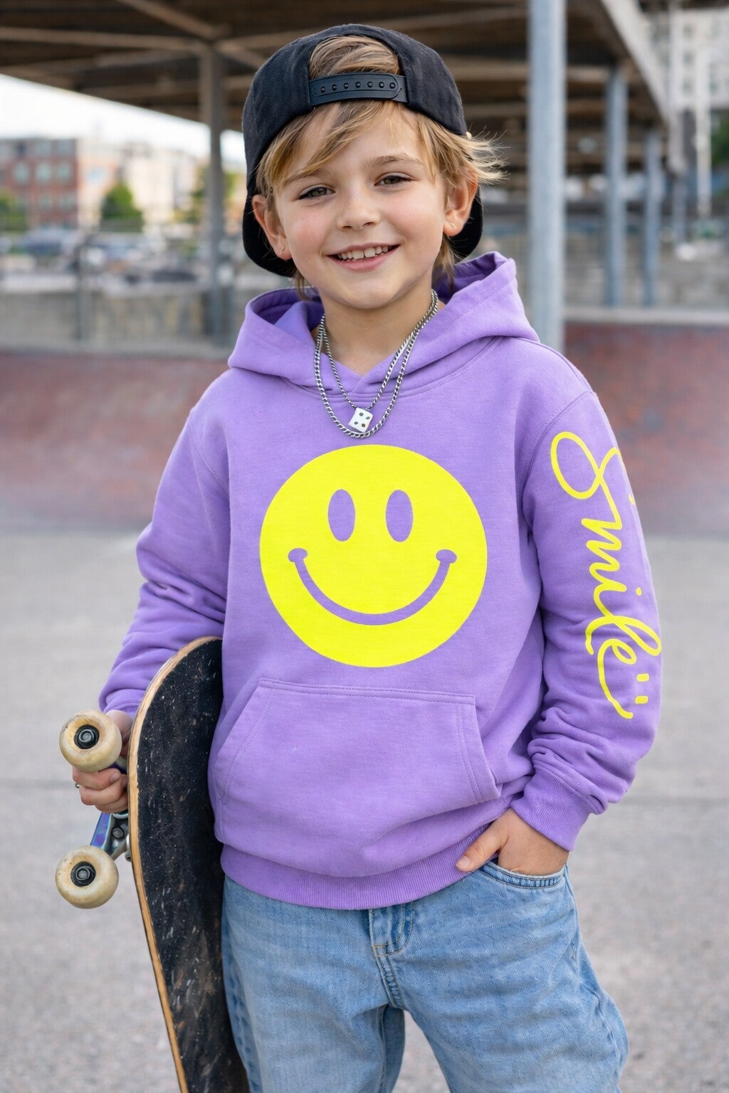 Kinder Hoodie „Smile“ Lila – Smiley Print | Designed by me
