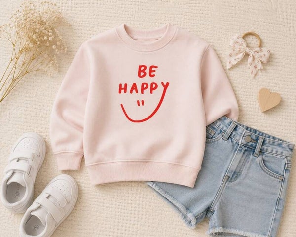 Kinder Sweater Creamy Pink mit rotem „Be Happy“ Print | Smiley Sweatshirt
