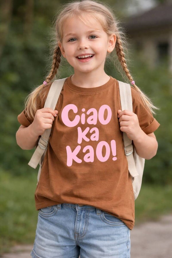 Kinder T-Shirt „Ciao Ka Kao“ – braunes Shirt mit rosa Schrift