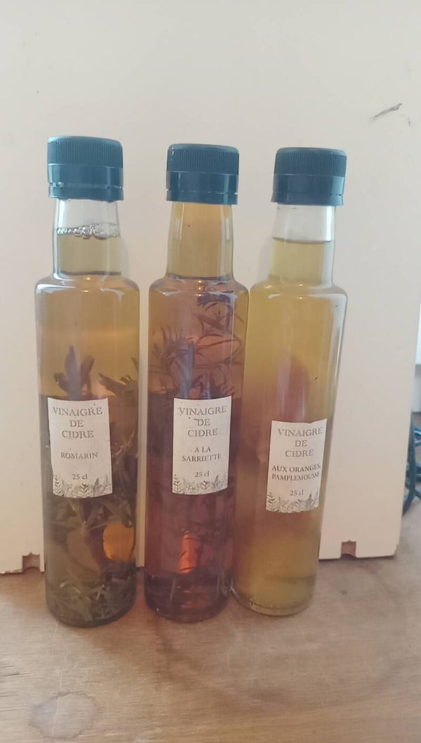 Lot de 3 bouteilles de vinaigre de cidre avec arôme ( 25 cl )