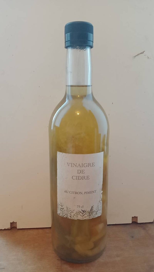 Vinaigre de cidre avec arôme ( 75 cl )