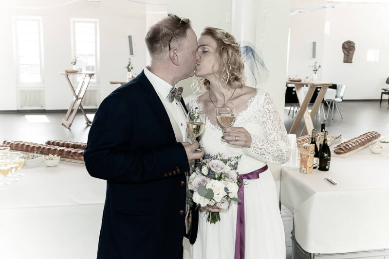 hochzeit_mark_jacqueline_web_spezial_027-standard.jpg