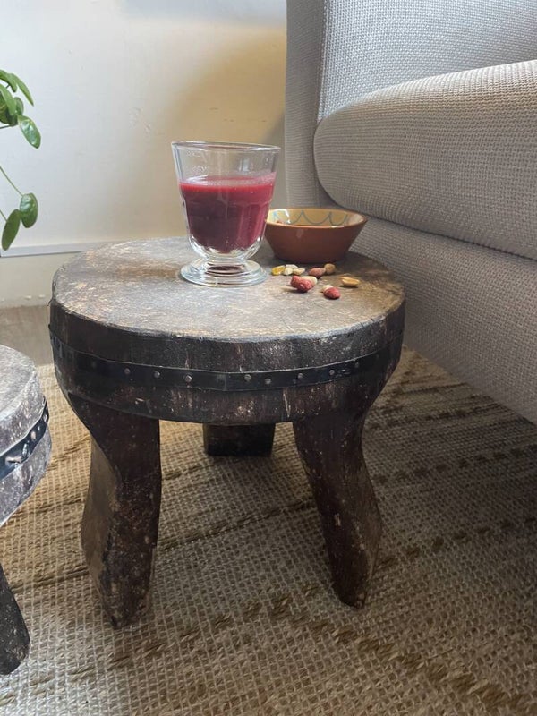 Uniek houten bijzettafeltje maat M