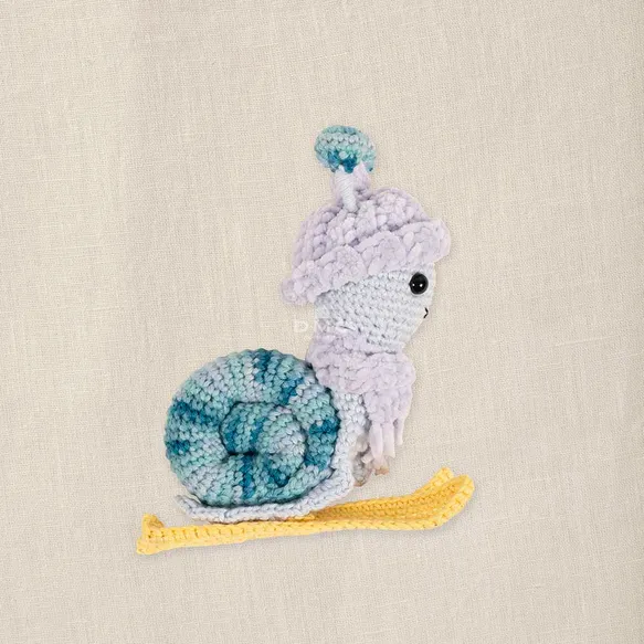 DMC Amigurumi kit Slak