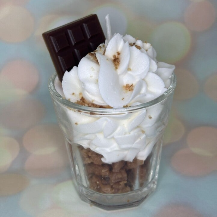 Dessert Kerze im Schnapsglas.