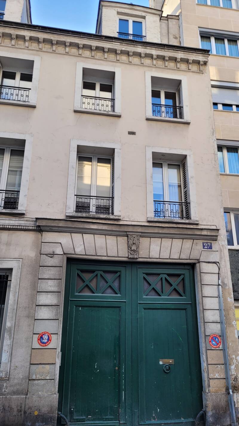 bas-reliefs de la rue Popincourt