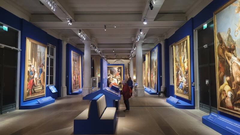 Grands décors restaurés de Notre-Dame de Paris