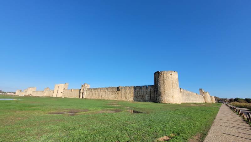Les remparts d'Aigues-Mortes