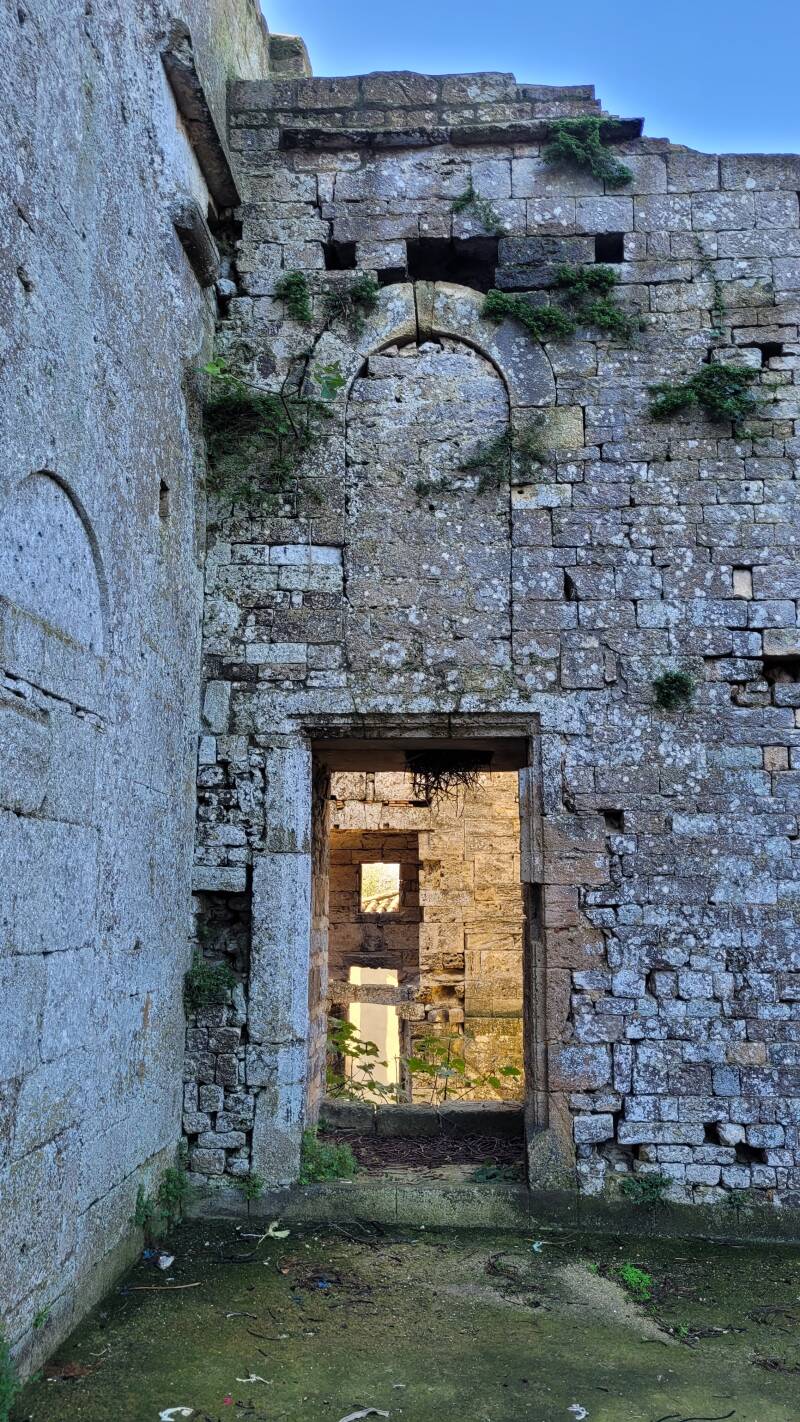 La cathédrale Saint-Pierre-et-Saint-Paul de Maguelone