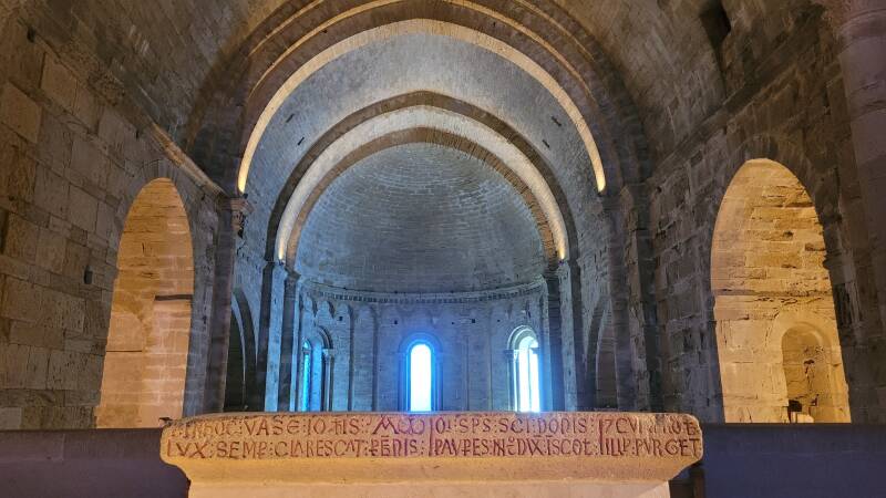 cathédrale de Maguelone