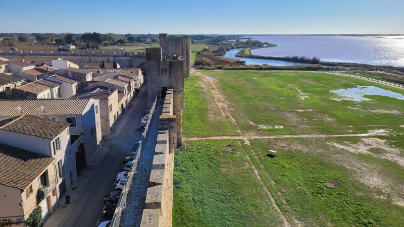 Les remparts d'Aigues-Mortes