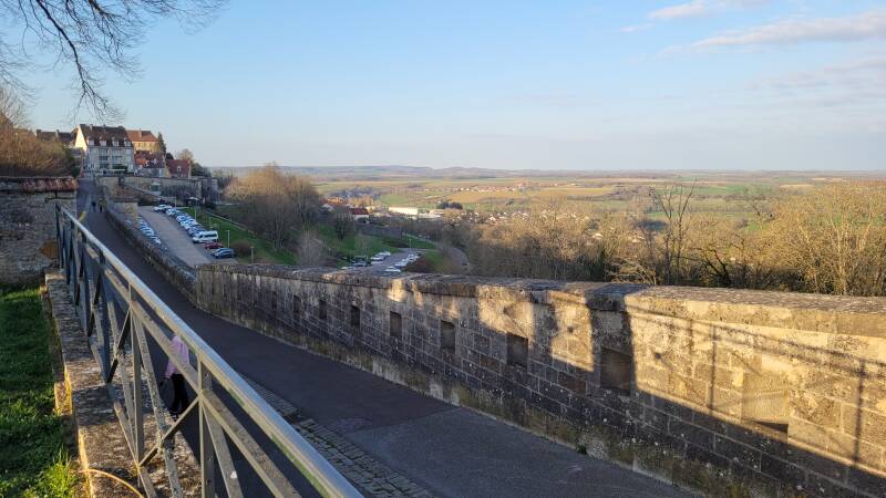 Les remparts de Langres