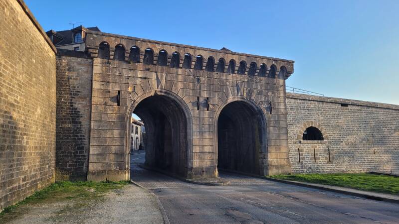 Les remparts de Langres