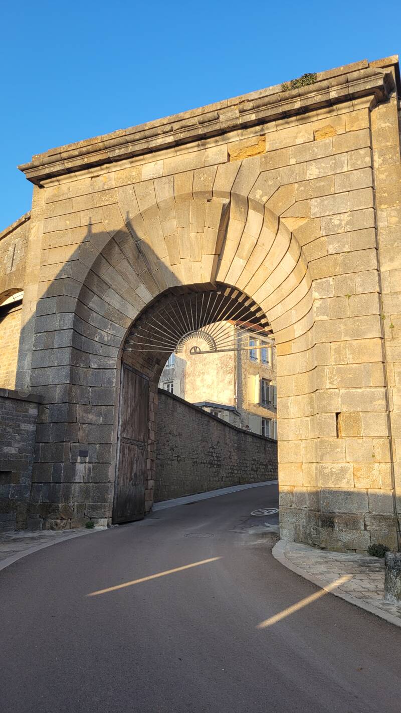 Les remparts de Langres