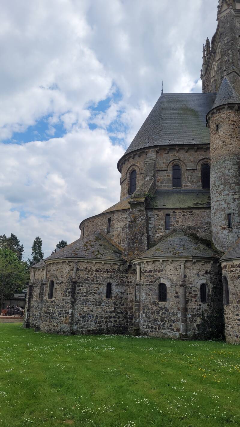 La basilique Notre-Dame d'Avesnières