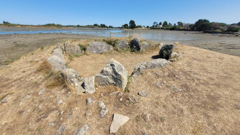 Le dolmen du Moulin des Oies