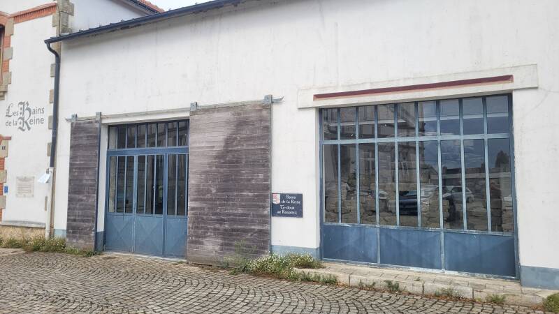"Les Bains de la Reine" à Guémené sur Scorff