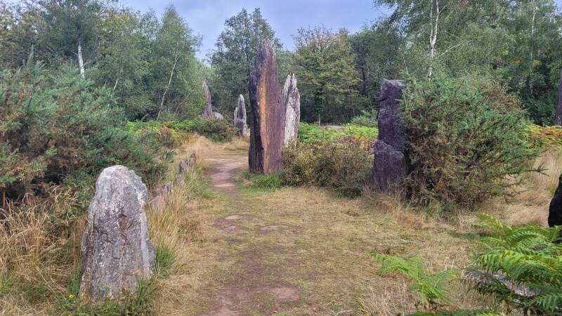 L'alignement des Pierres Droites