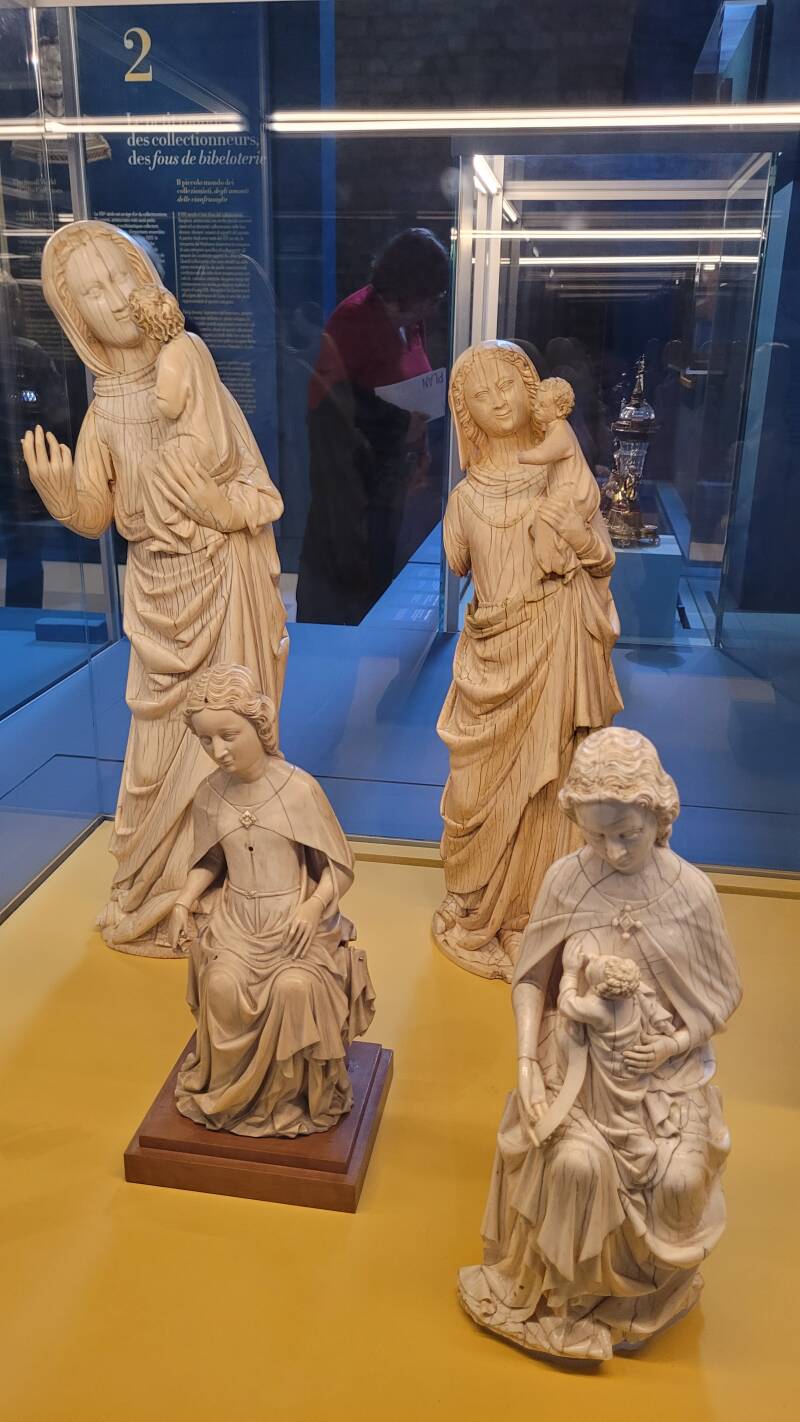 Le Moyen Âge du XIXe siècle. Créations et faux dans les arts précieux.
