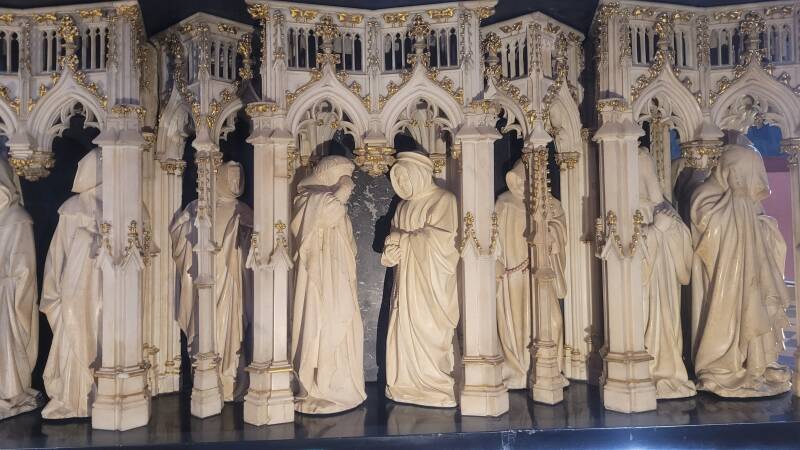 Les tombeaux des ducs de Bourgogne