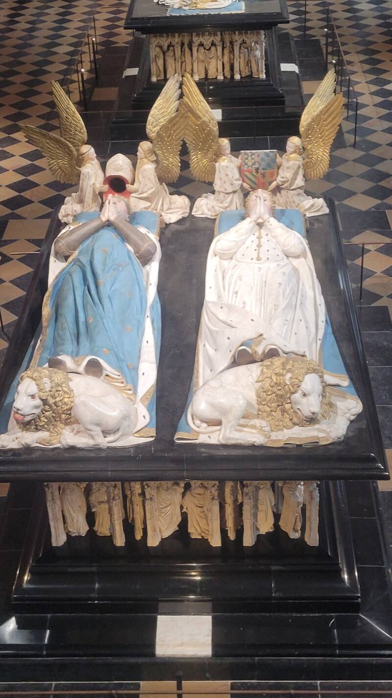 Les tombeaux des ducs de Bourgogne