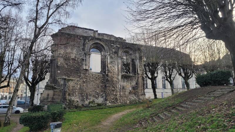 L'abbaye Notre-Dame de Soissons